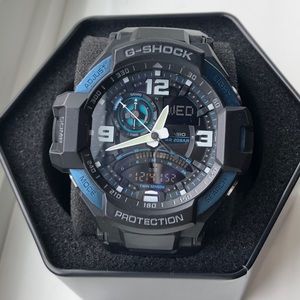 USED GSHOCK BLUE WATCH GA-1000-2B